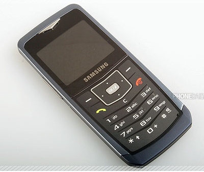 [Image: Samsung-U108-slim-phone.jpg]