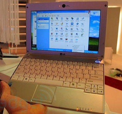 lg-x110-netbook-hsdpa-and-gps.jpg