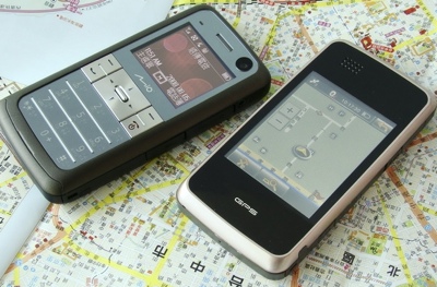 mio-leap-k1-dual-face-gps-phone.jpg