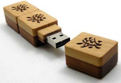 bronon-mahjongdisk-usb-flash-drive-2.jpg