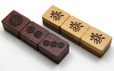 bronon-mahjongdisk-usb-flash-drive.jpg