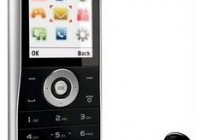 Philips E100 budget Music phone