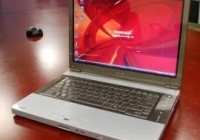 Toshiba Satellite E105 Laptop