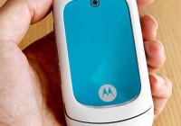 Motorola MOTO EM330 music phone