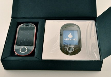 virgin-mobile-helio-ocean-2-unboxed-1.jpg