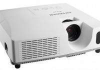 Hitachi CP-X2010 3LCD Projector