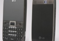 LG GW550 QWERTY Smartphone