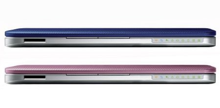 Toshiba NB205 Netbook Pink and Blue Toshiba NB205 Netbook Pink and Blue