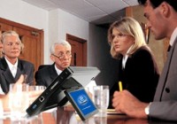 Averatec PT1400 Prezenter Dual Screen Atom Tablet PC in use