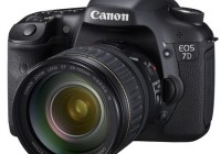 Canon EOS 7D Mid-range DSLR angle
