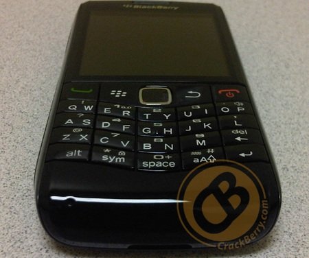 BlackBerry Pearl 9100 First Shots bottom BlackBerry Pearl 9100 First Shots bottom