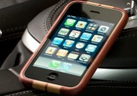 Miniot iWood cobra for iPhone 3G and 3GS