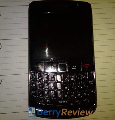 Blackberry Curve 8910 gets Pictured Blackberry Curve 8910 gets Pictured