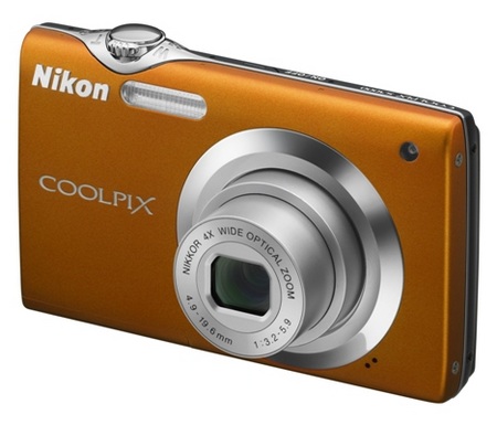 Nikon CoolPix S3000 digital camera orange Nikon CoolPix S3000 digital camera orange
