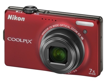 Nikon CoolPix S6000 Digital Camera Red Nikon CoolPix S6000 Digital Camera Red