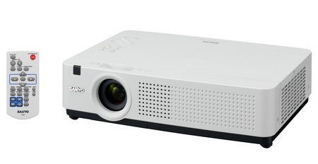Sanyo LP-XU4000 Projector with Intelligent Light Dimming System 1