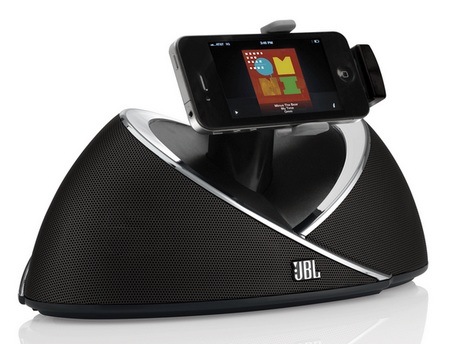JBL OnBeat iPad Speaker Dock with iphone 4