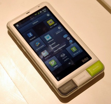 KDDI au iida INFOBAR A01 Android Smartphone hands-on hacca