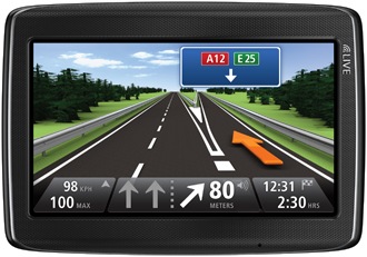 TomTom GO Live 820 and 825 GPS Devices for Europe 1