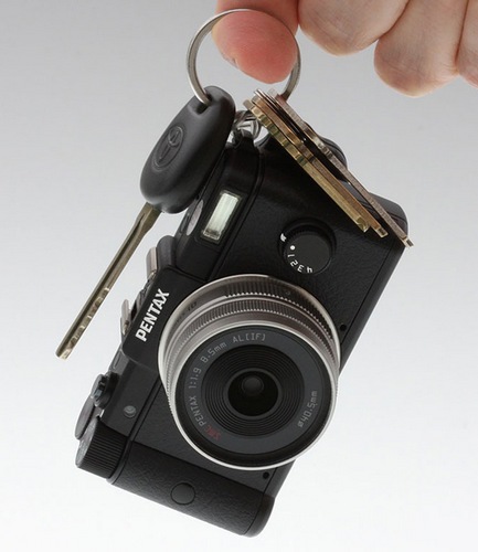Pentax Q is the World's Smallest and Lightest Interchangeable Lens Camera keychain