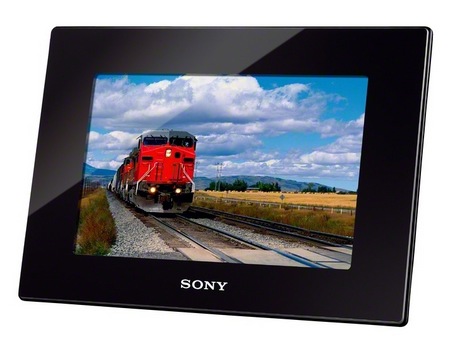 Sony S-Frame DPF-HD800 Digital Photo Frame supports Full HD Video playback