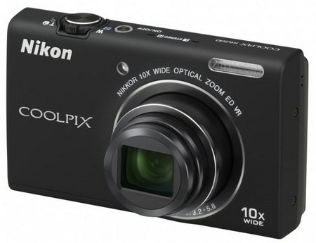 Nikon-CoolPix-S6200-Compact-10x-Zoom-Camera-black.jpg