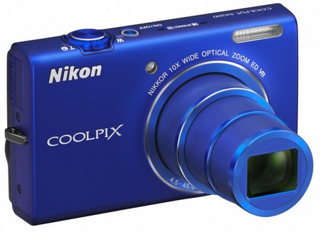 Nikon CoolPix S6200 Compact 10x Zoom Camera blue