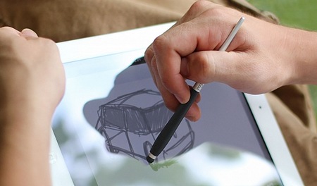 Ten One Design Pogo Sketch Pro Capacitive Touchscreen Stylus in use