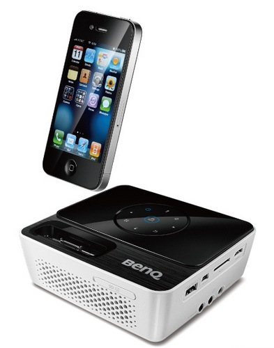 BenQ Joybee GP2 Mini Projector with iPhone iPod Dock 3