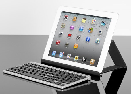 ZAGG ZAGGkeys FLEX Universal Keyboard Stand for Tablets and Smartpones ipad