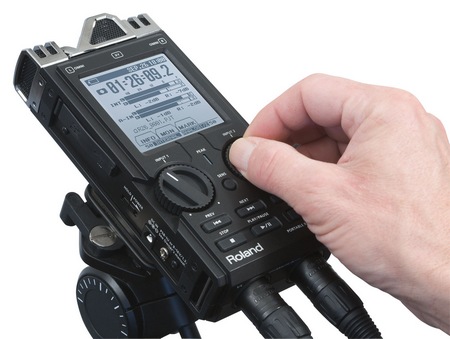 Roland R-26 Portable Audio Field Recorder on tripod Roland R-26 Portable Audio Field Recorder on tripod