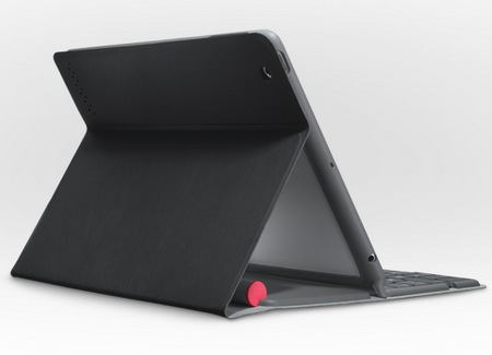Logitech Solar Keyboard Folio for iPad back