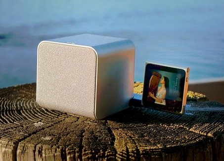 NuForce Cube combines Portable Speaker, Headphones Amplifier and USB DAC with ipod nano adapter