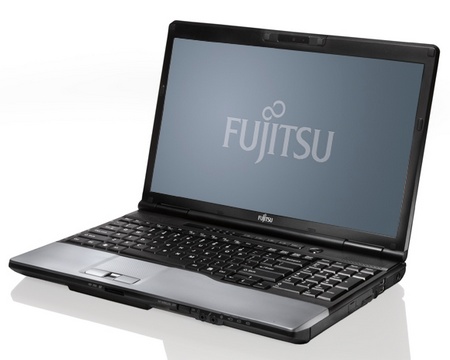 Fujitsu Lifebook E752 Desktop Replacement Notebook with Ivy Bridge 1