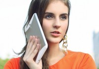 Huawei MediaPad 7 Vogue 7-inch Tablet in use phone