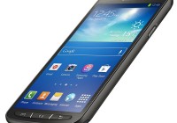 Samsung Galaxy S4 Active Rugged Smartphone angle