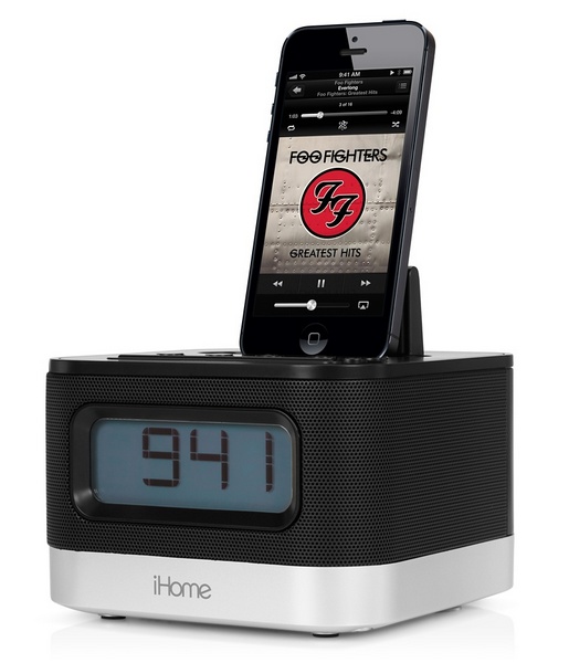 iHome iPL10 Lightning speaker dock