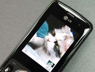 lg-kt520-3g-slider-3.jpg