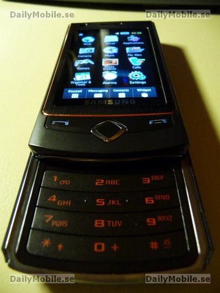 samsung-s8300-slider-amoled-touchscreen-3.jpg