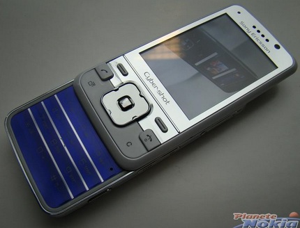sony-ericsson-c903-cyber-shot-hands-on-shots-10.jpg